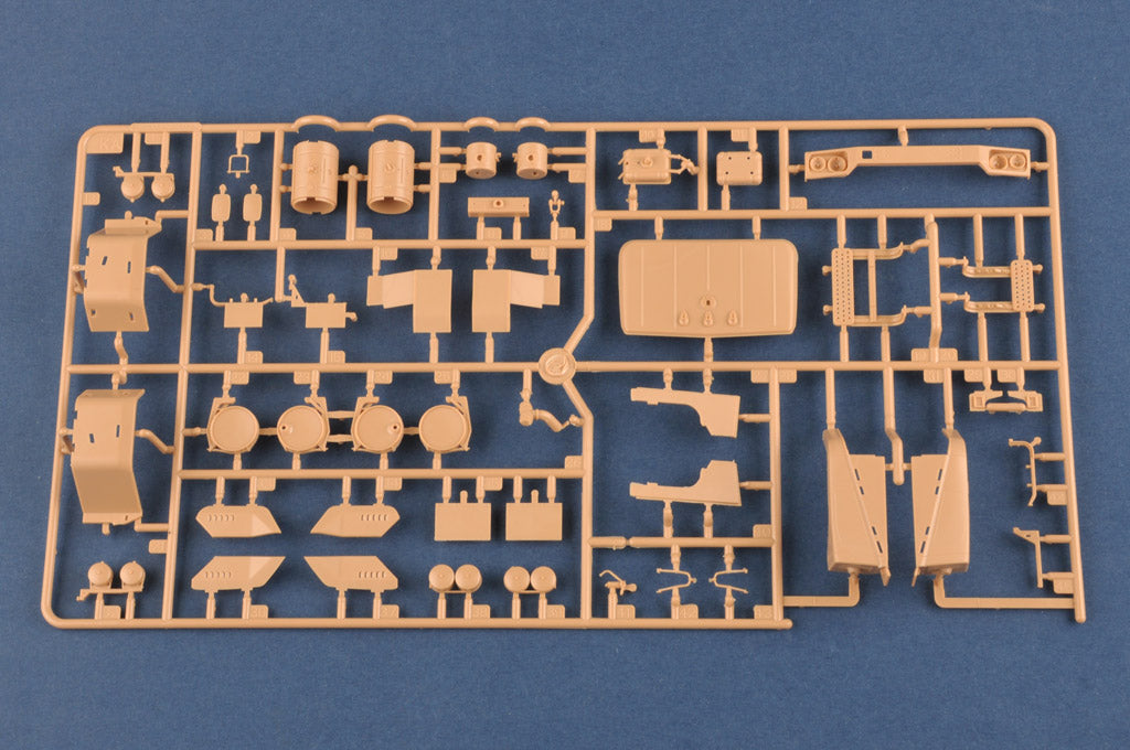 1/35 Russian KrAZ-260B Tractor with MAZ/ChMZAP-5247G Semitrailer - Hobby Sense