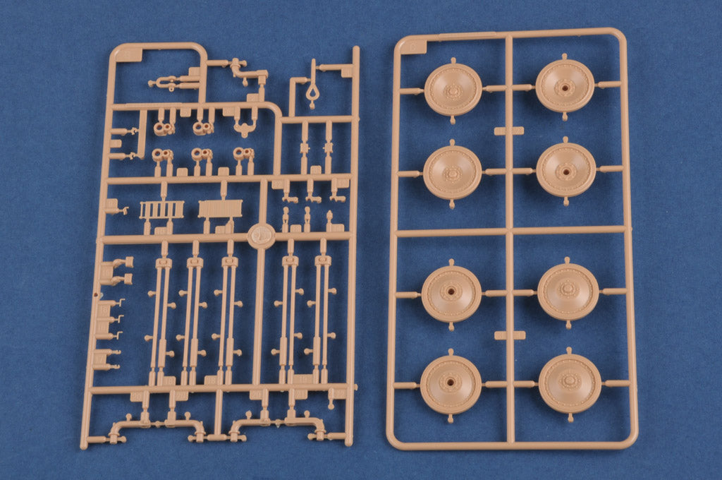 1/35 German Sd.Kfz.171 Panther Ausf.G - Early Version - Hobby Sense