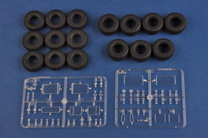 1/35 Ukraine KrAZ-6446 Tractor with MAZ/ChMZAP-5247G Semitrailer and Russian 7-62 Mod. 1960 Tank - Hobby Sense