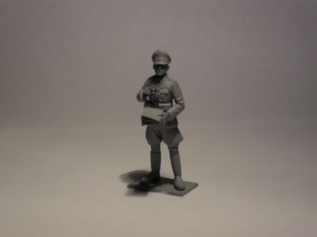 1/35 Sd.Kfz.251/1 Ausf.A with German Infantry - Hobby Sense