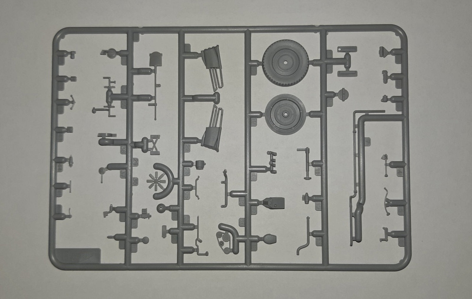 1/35 le.gl.Einheits-Pkw Kfz.1, WWII German light personnel car - Hobby Sense