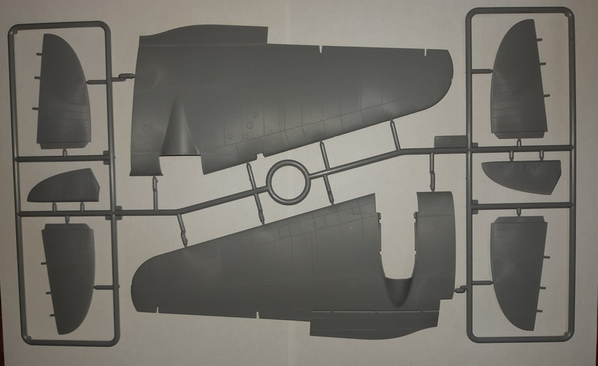 1/48 He 111H-20, WWII German Bomber - Hobby Sense