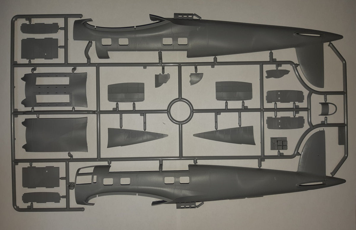 1/48 He 111H-20, WWII German Bomber - Hobby Sense