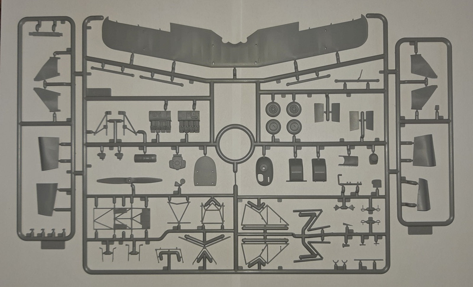 1/32 Ki-86a/K9W1 “Cypress”, WWII Japan Training Aircraft - Hobby Sense