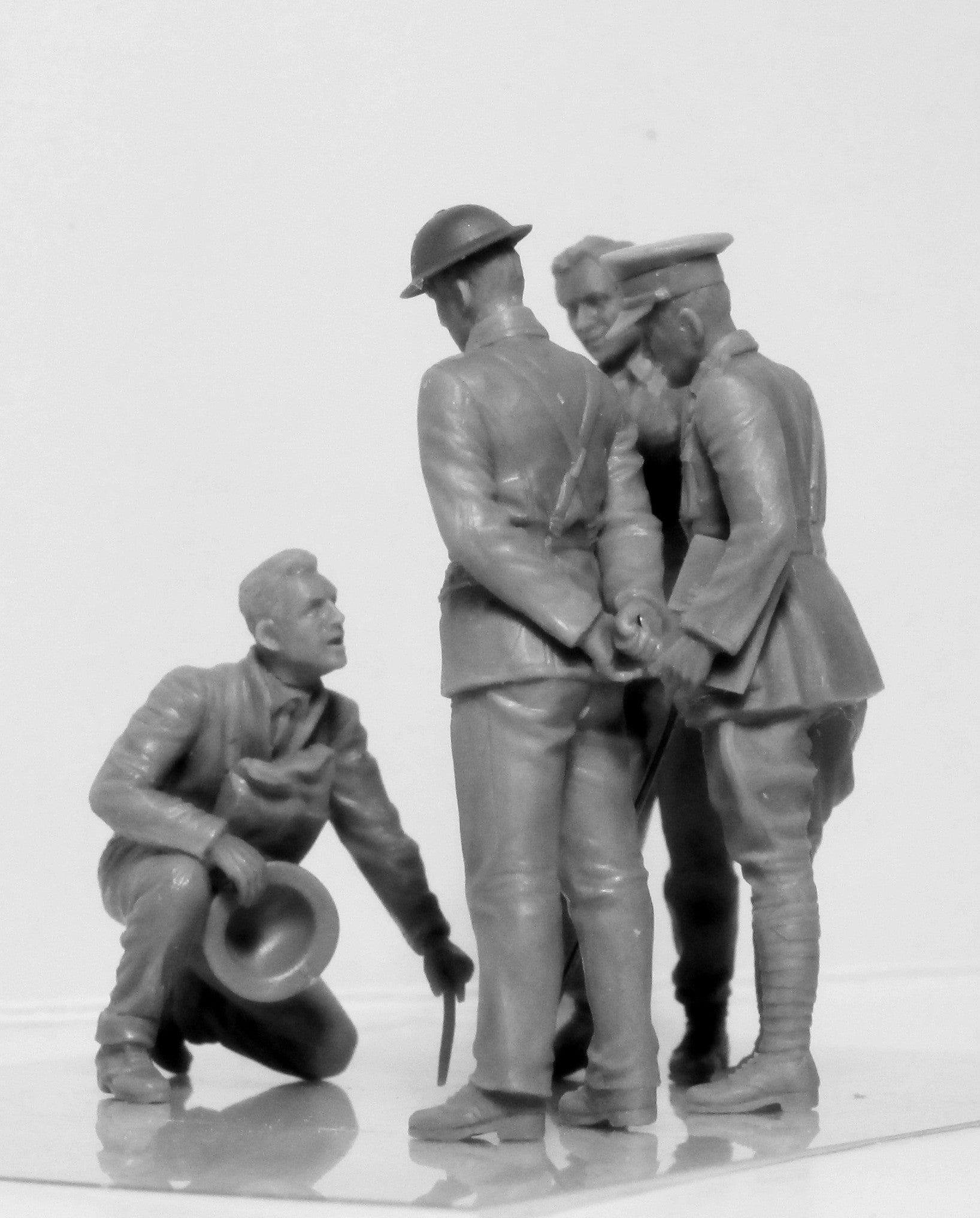 1/35 WWI British Tank Crew - Hobby Sense