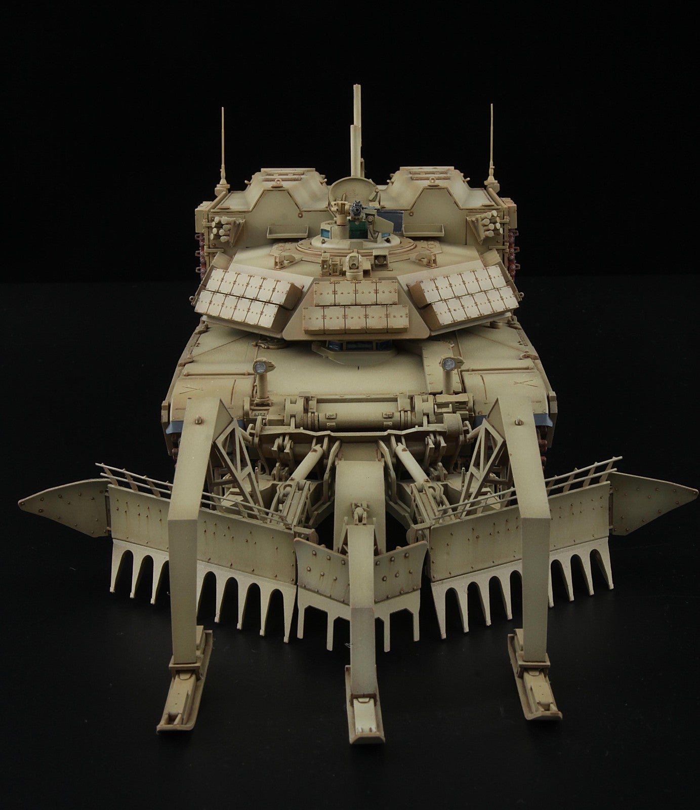 1/35 M1 Assault Breacher Vehicle - Hobby Sense