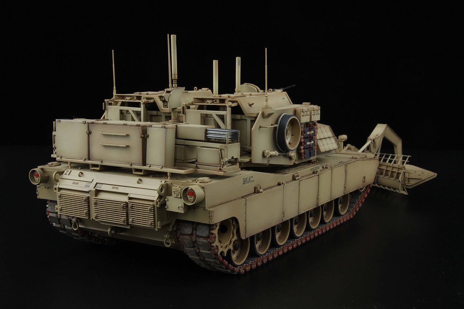 1/35 M1 Assault Breacher Vehicle - Hobby Sense