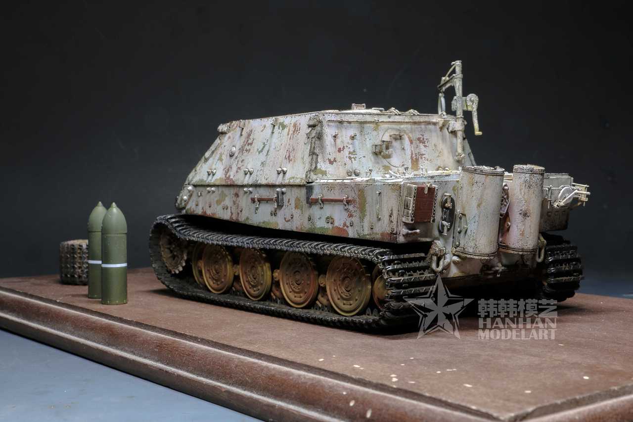 1/35 Sturmmorser Tiger with Full Interior - Hobby Sense