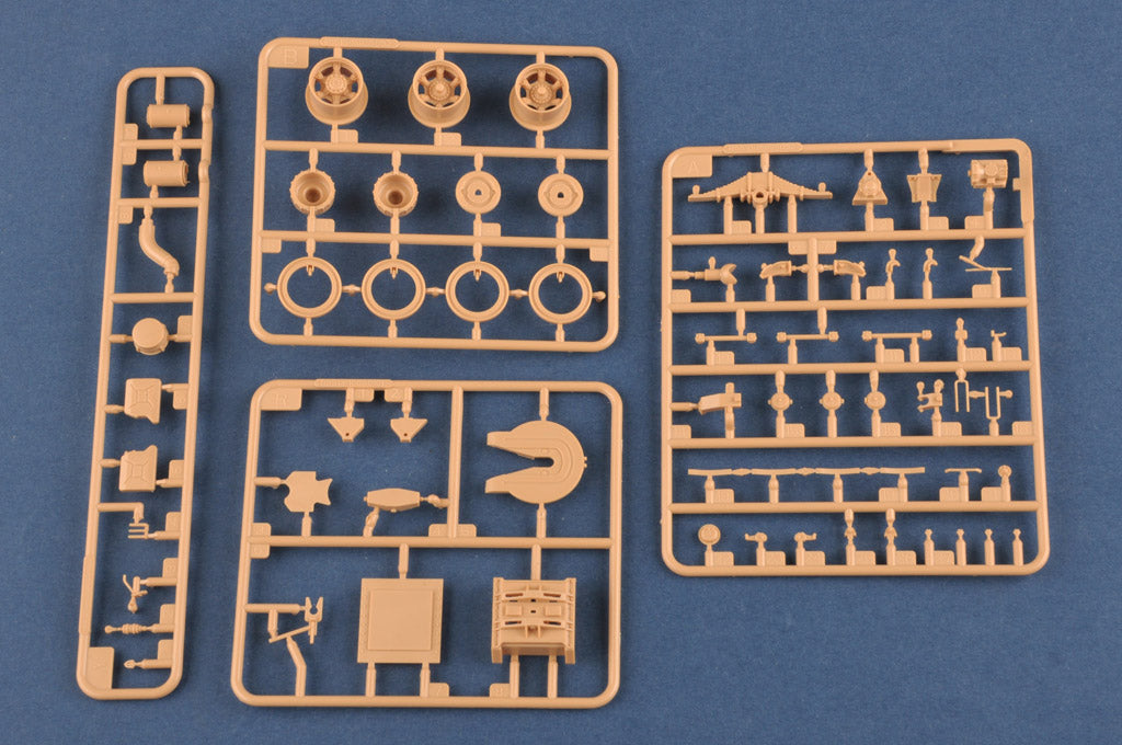 1/35 Russian KrAZ-260B Tractor with MAZ/ChMZAP-5247G Semitrailer - Hobby Sense