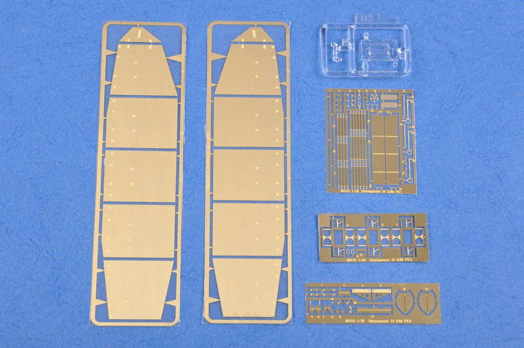 1/35 German Sturmpanzer IV Early Version (Mid Production) with Interior - Hobby Sense
