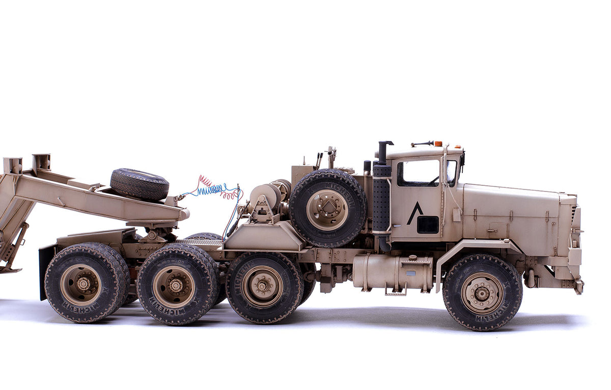 1/35 US M911 C-HET (8x6) and M747 Heavy Equipment Semi-Trailer - Hobby Sense