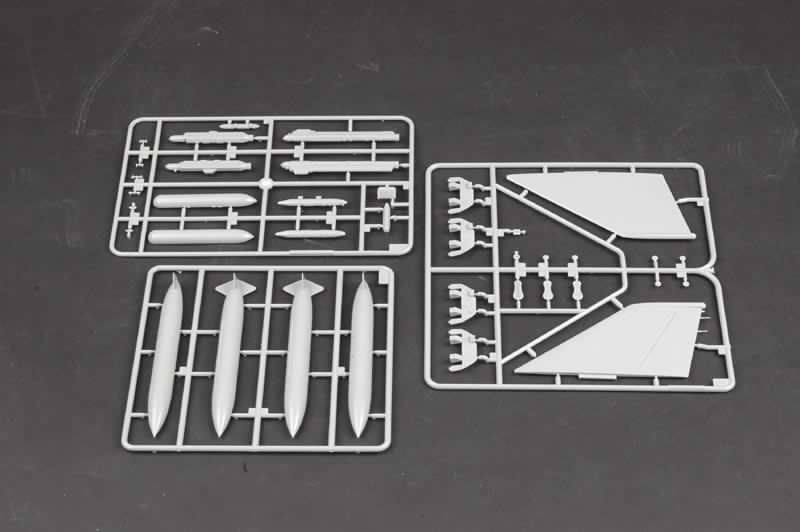 1/48 FB-111 Aardvark - Hobby Sense
