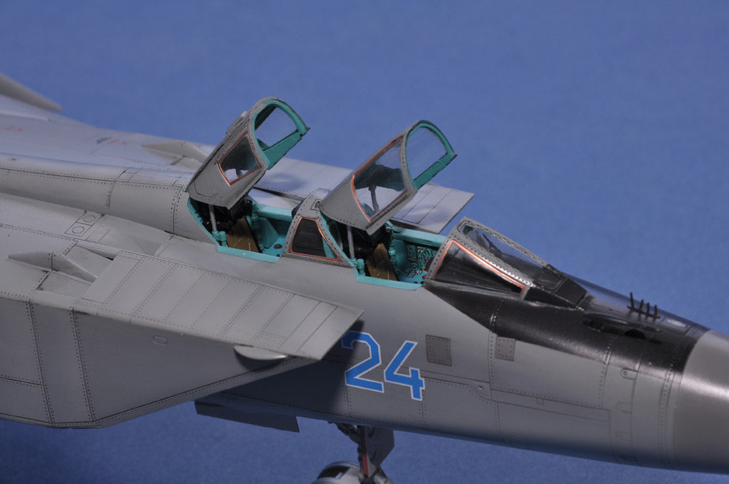 1/48 Russian MiG31 Foxhound - Hobby Sense