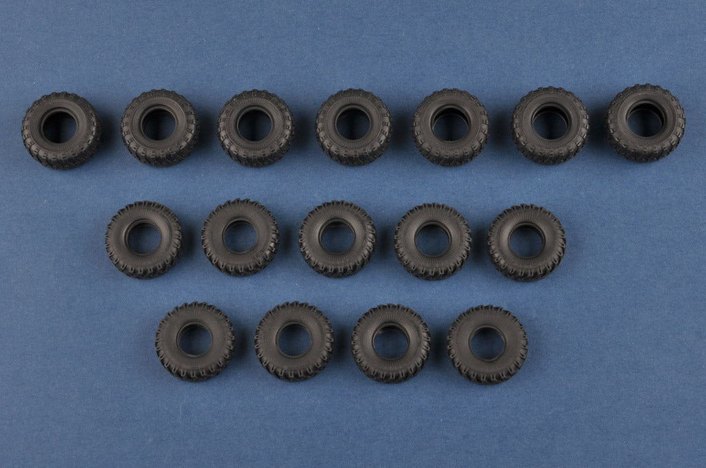 1/35 Russian KrAZ-260B Tractor with MAZ/ChMZAP-5247G Semitrailer - Hobby Sense