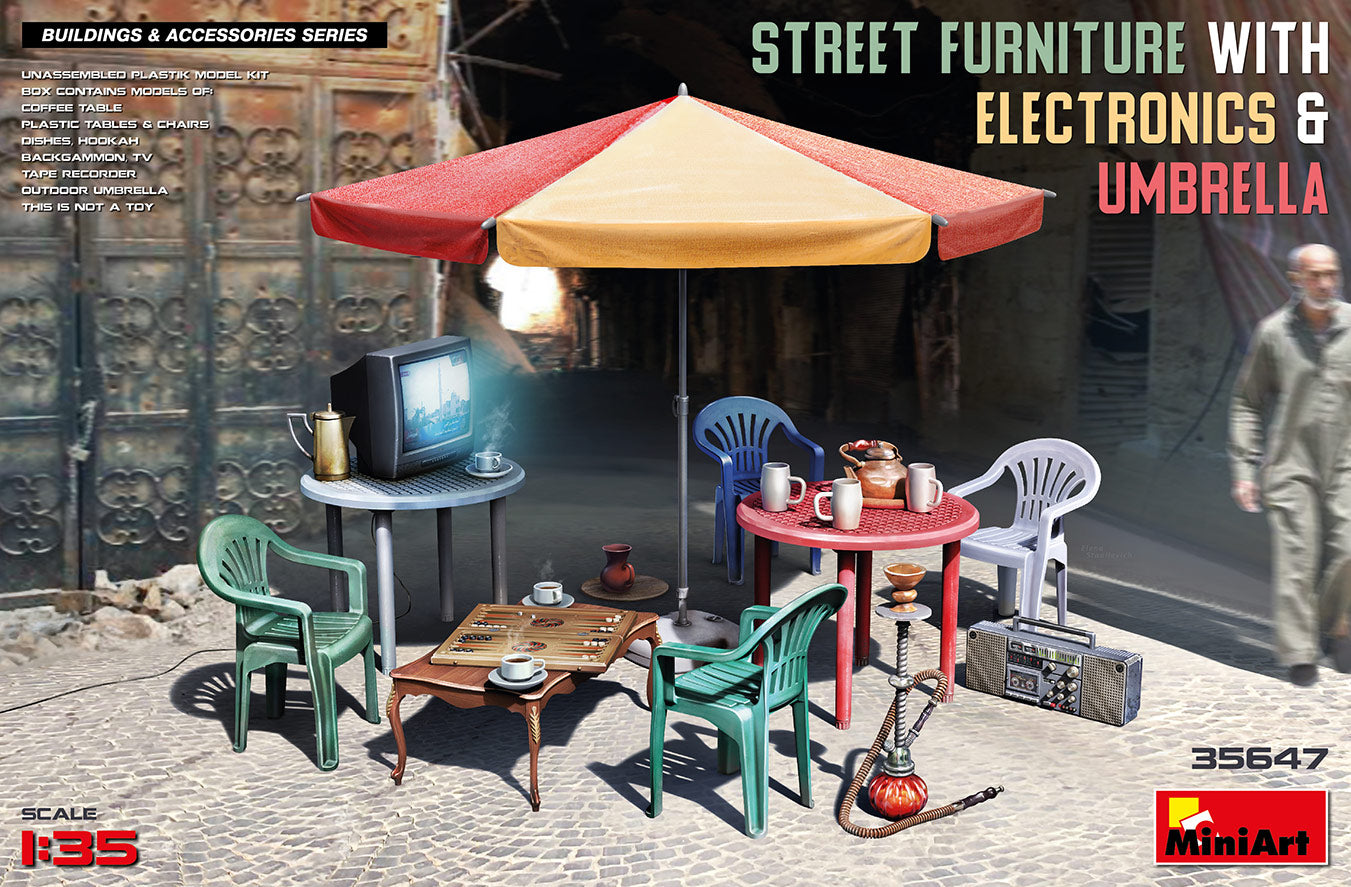 1/35 Street Furniture With Electronics & Umbrella - Hobby Sense