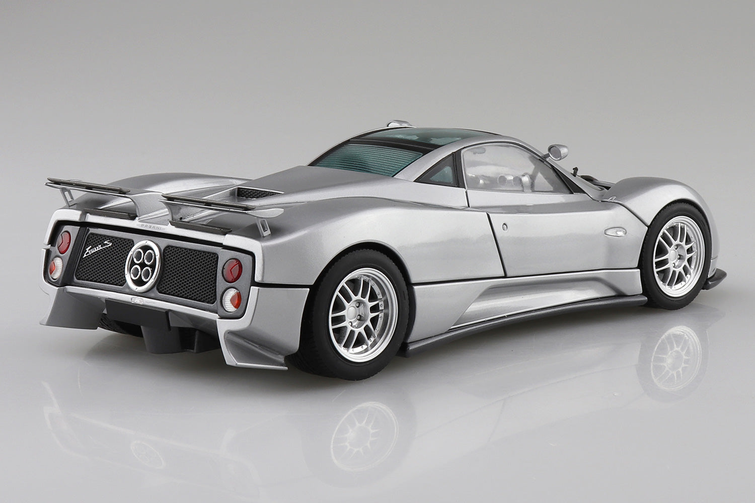 1/24 '00 Pagani Zonda C12S - Hobby Sense
