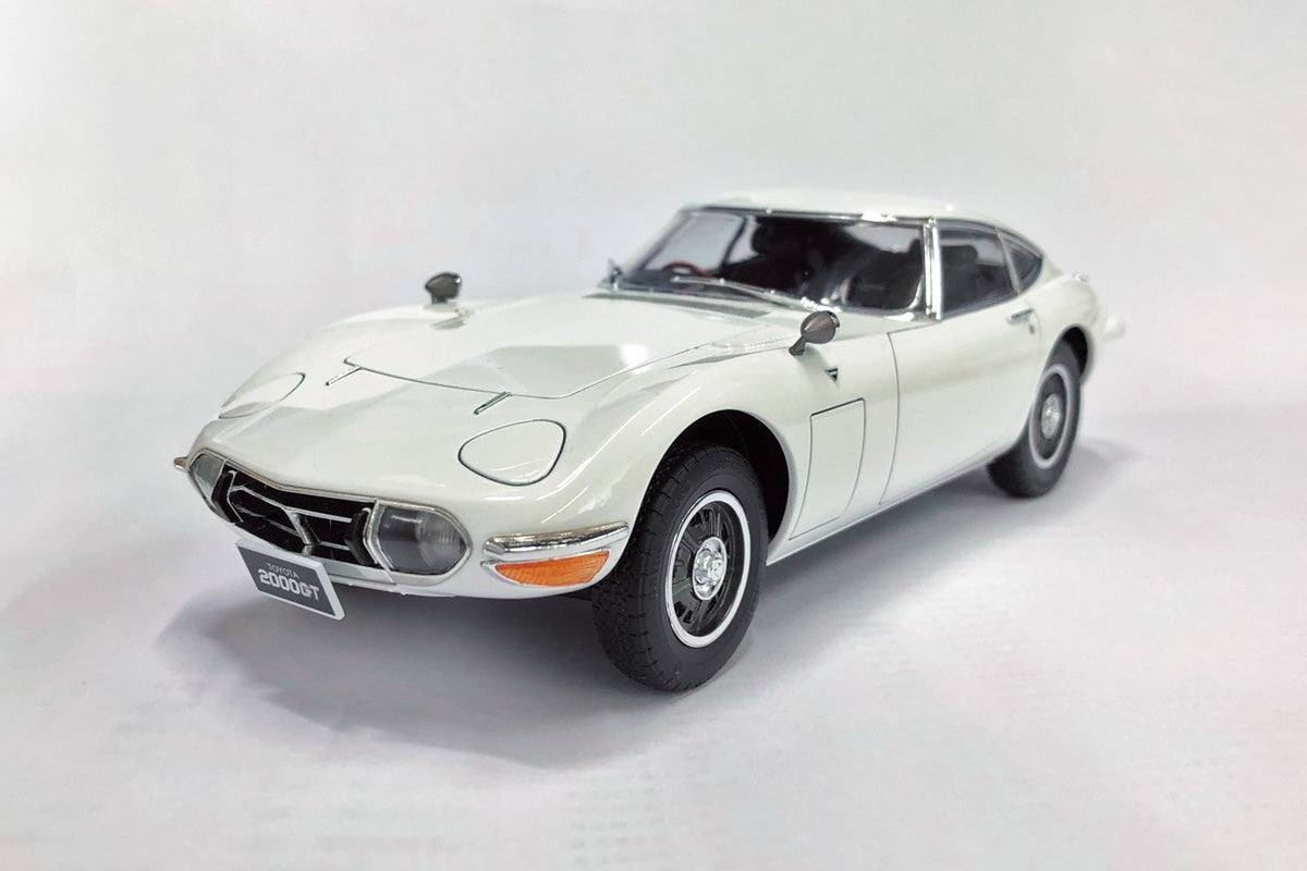 1/24 Toyota MF10 2000GT '69 - Hobby Sense
