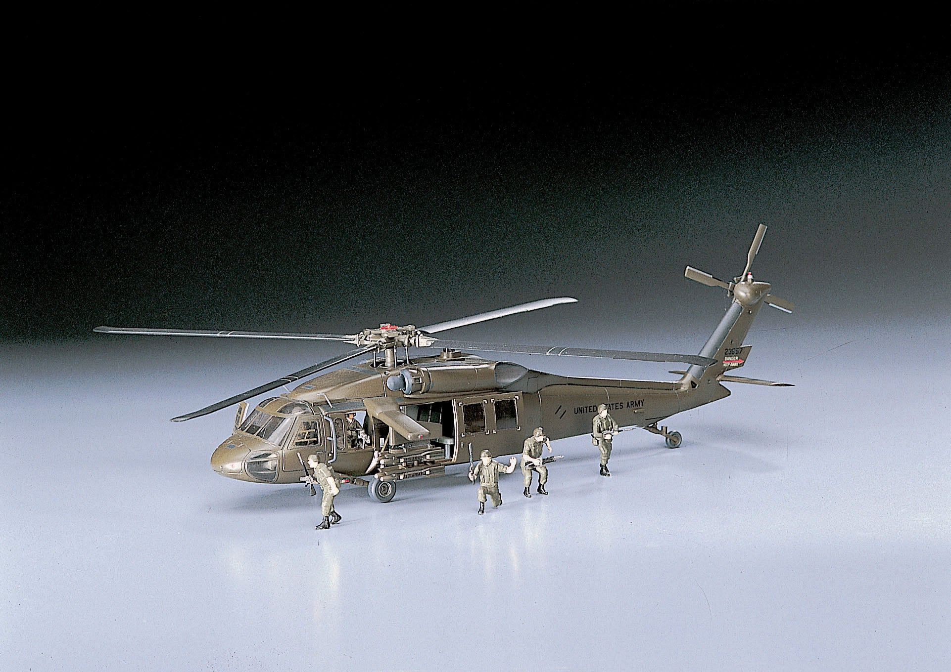 1/72 UH-60A Black Hawk - Hobby Sense
