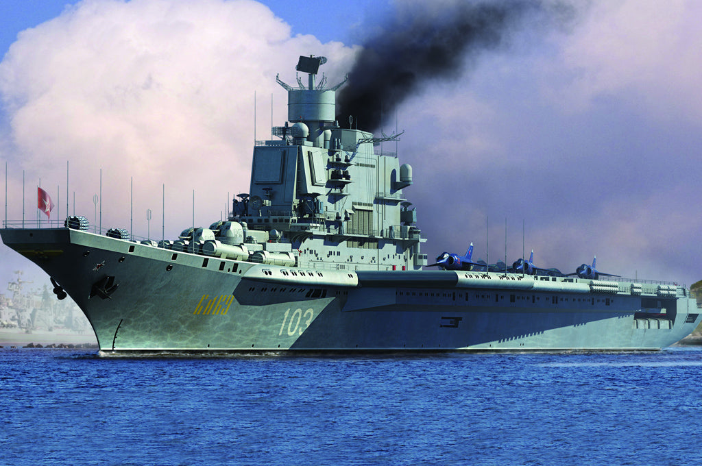 1/700 Soviet Aircraft Carrier Baku - Hobby Sense