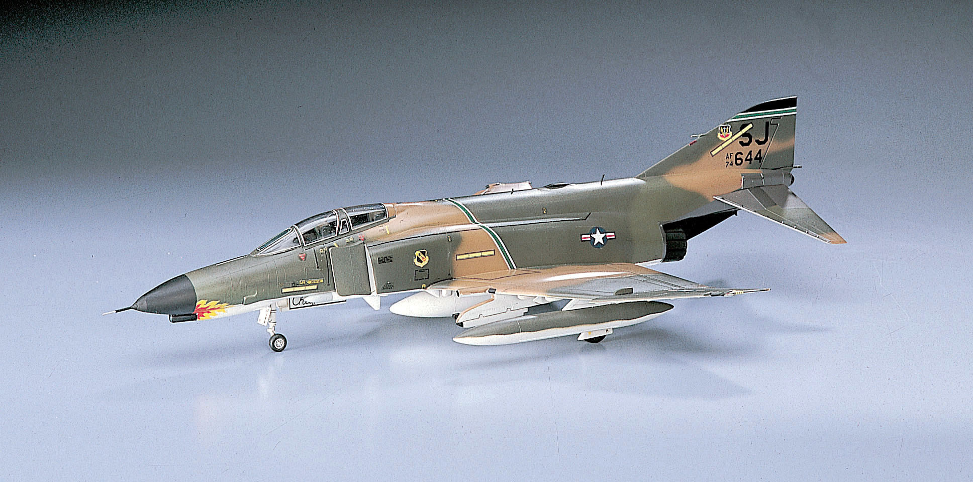 1/72 F-4E Phantom II - Hobby Sense