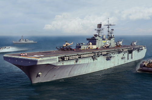 1/700 Bataan LHD-5 - Hobby Sense