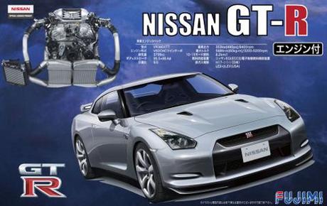 1/24 Nissan GT-R (R35) with Engine - Hobby Sense