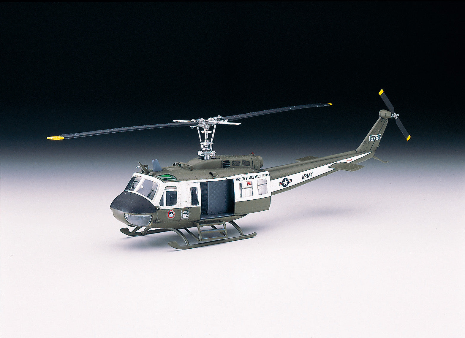 1/72 UH-1H Iroquois - Hobby Sense