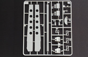 1/35 German Rheinmetal "Rheintochter" R-2 Anti Aircraft Missiles and Launcher - Hobby Sense