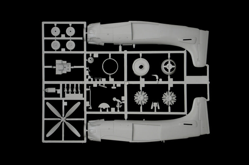 1/48 AD4W Skyraider - Hobby Sense