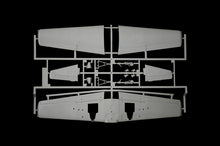 1/48 AD4W Skyraider - Hobby Sense