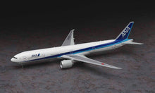 1/200 Ana Boeing B777-300ER - Hobby Sense