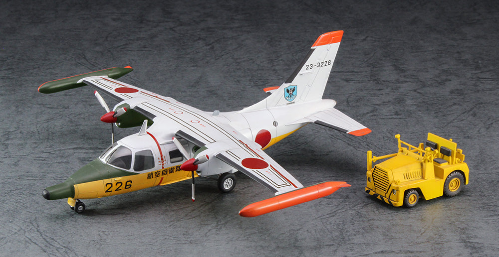 1/72 Mitsubishi MU2A Air Rescue Wing w/Tractor Model - Hobby Sense