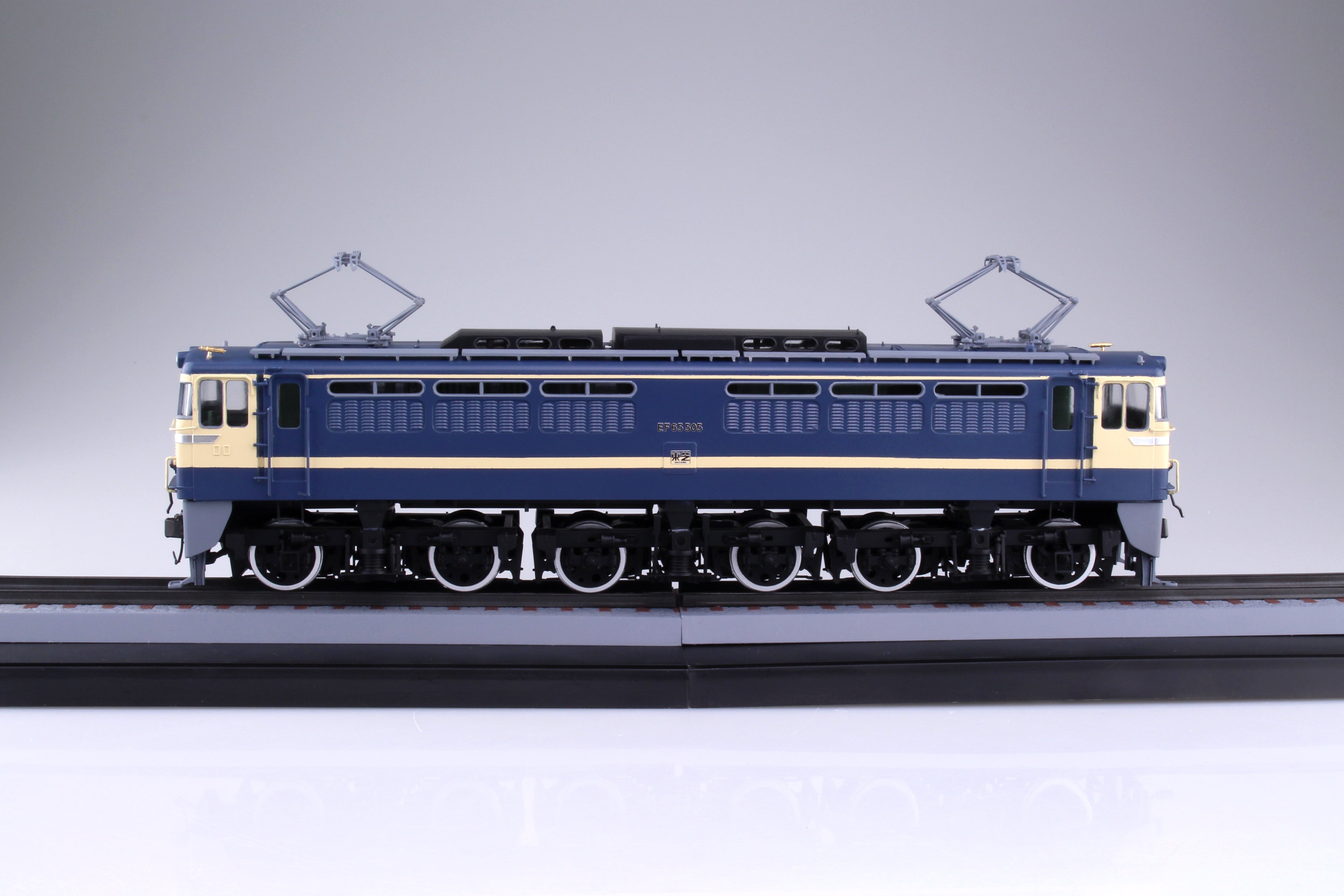 1/50 EF65/60 Japanese National Railways Electric Locomotive (plastic model kit) - Hobby Sense