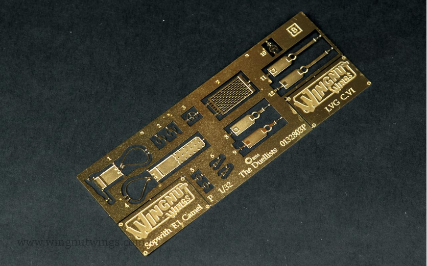 1/32 Sopwith F.1 Camel & LVG C.VI "The Duellists" - Hobby Sense