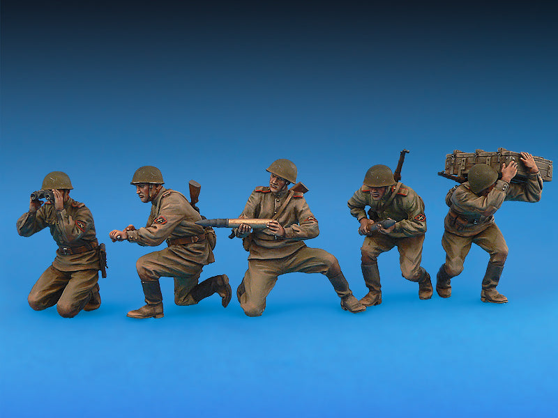 1/35 Soviet Artillery Crew. Special Edition - Hobby Sense