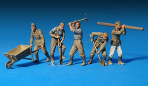 1/35 German Soldiers at Work ( RAD) - Hobby Sense