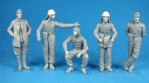 1/35 Hungarian Tank Crew - Hobby Sense