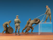 1/35 German Soldiers with Fuel Drums. Special Edition - Hobby Sense