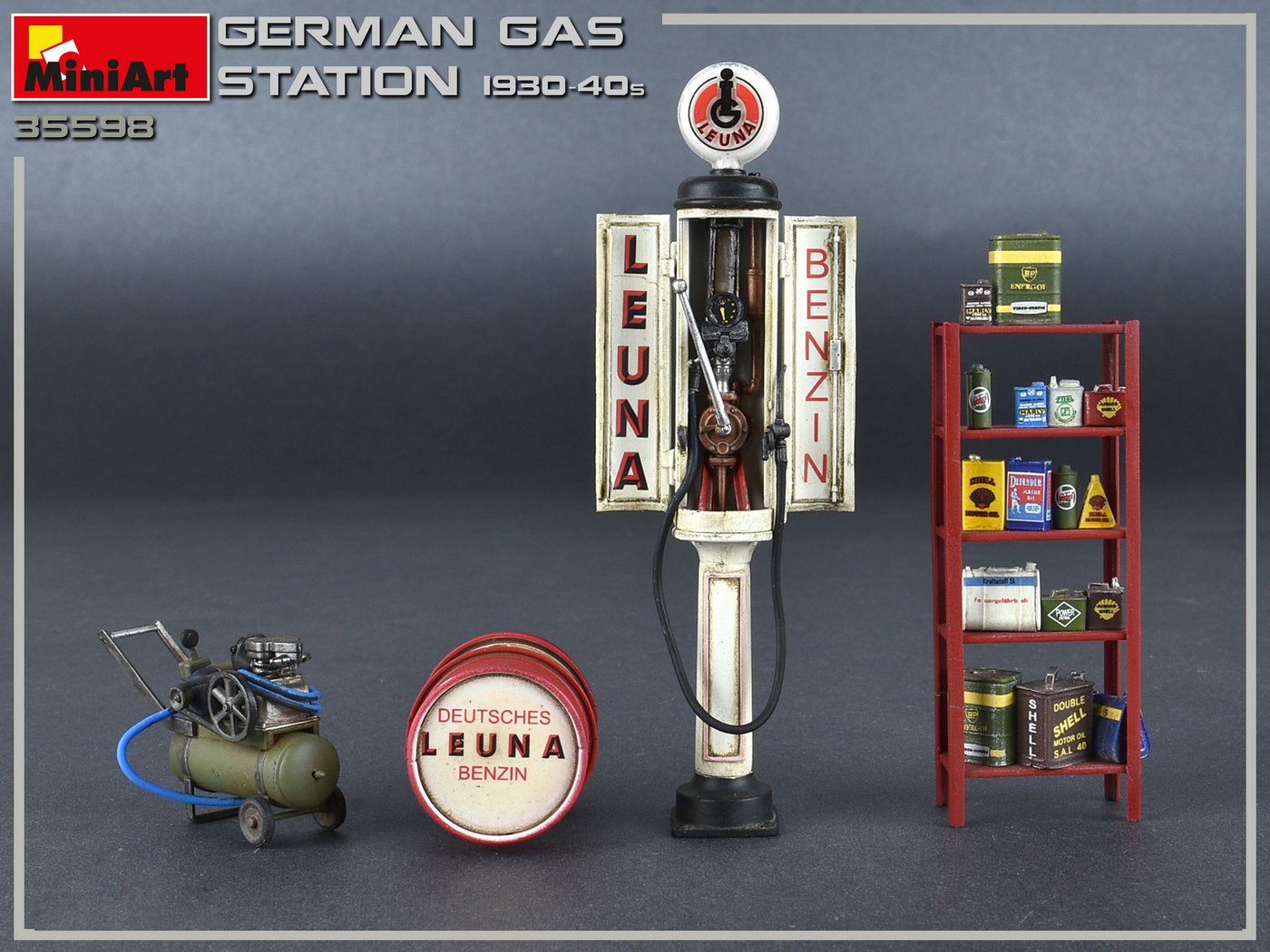 1/35 German Gas Station 1930-40s - Hobby Sense