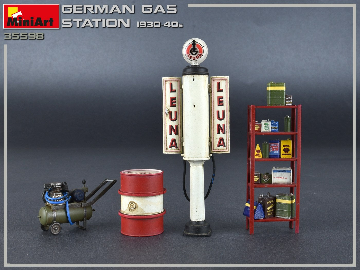 1/35 German Gas Station 1930-40s - Hobby Sense