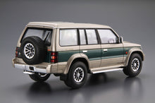 1/24 Mitsubishi V43W Pajero Super Exceed '91 - Hobby Sense