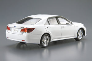 1/24 Toyota GRS210/AWS210 Crown Royal Saloon '15 - Hobby Sense