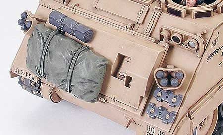 1/35 US M113A2 Personnel Carrier Desert Version - Hobby Sense