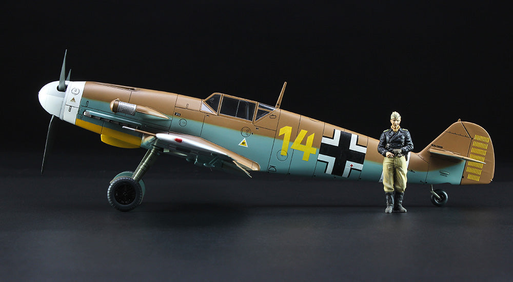 1/48 Messerschmitt Bf109F4 Trop Star of Africa Marseille w/Figure - Hobby Sense