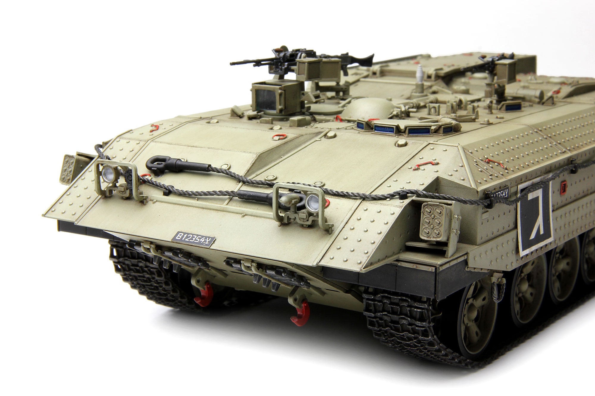 1/35 Israeli Heavy Armored Personnel Carrier Achzarit early - Hobby Sense