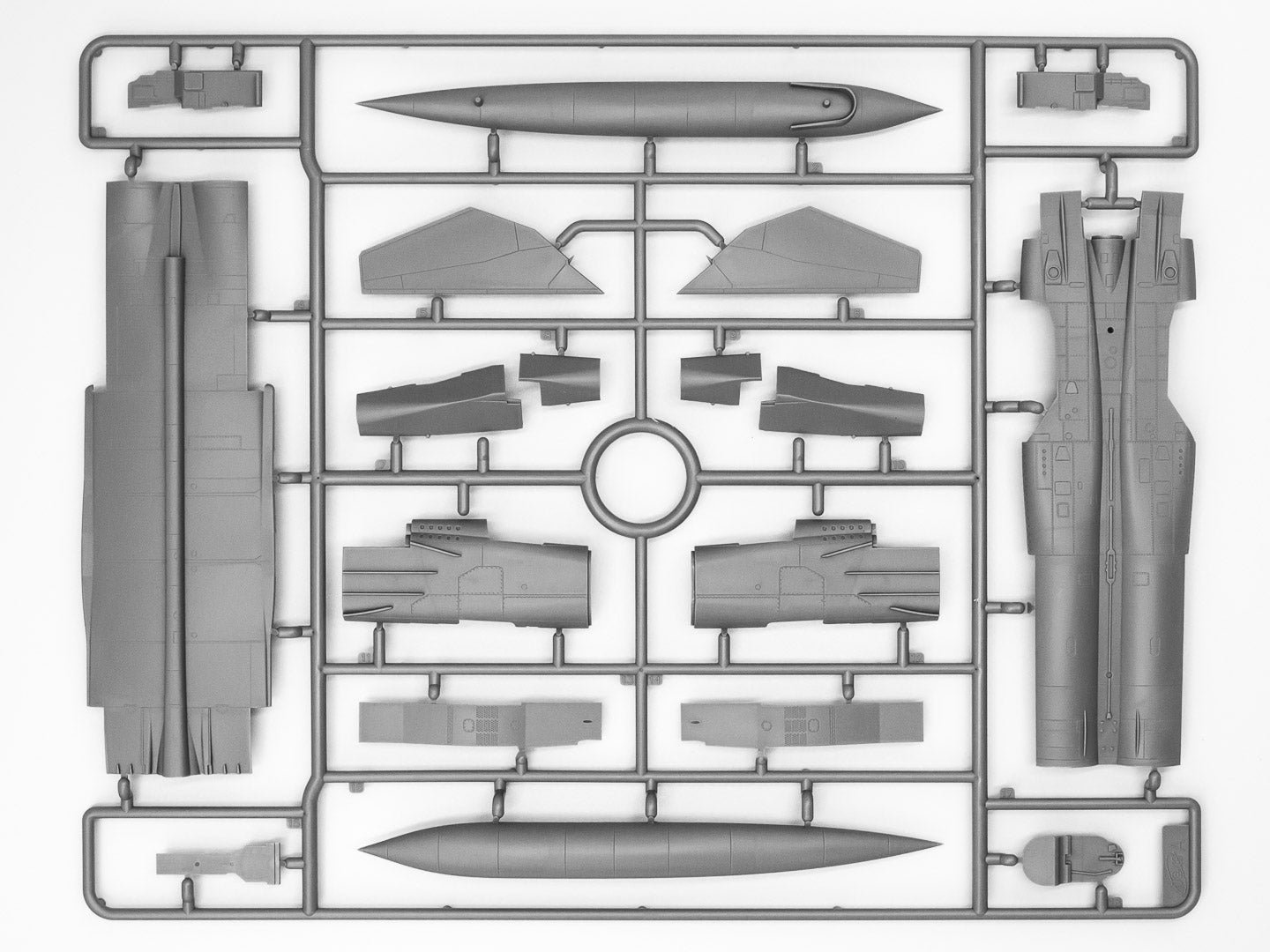 1/72 MiG 25PD Soviet Interceptor Fighter - Hobby Sense