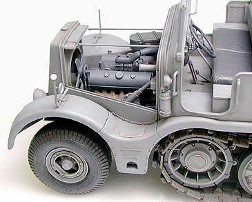 1/35 German 18t Heavy Halftrack Famo - Hobby Sense