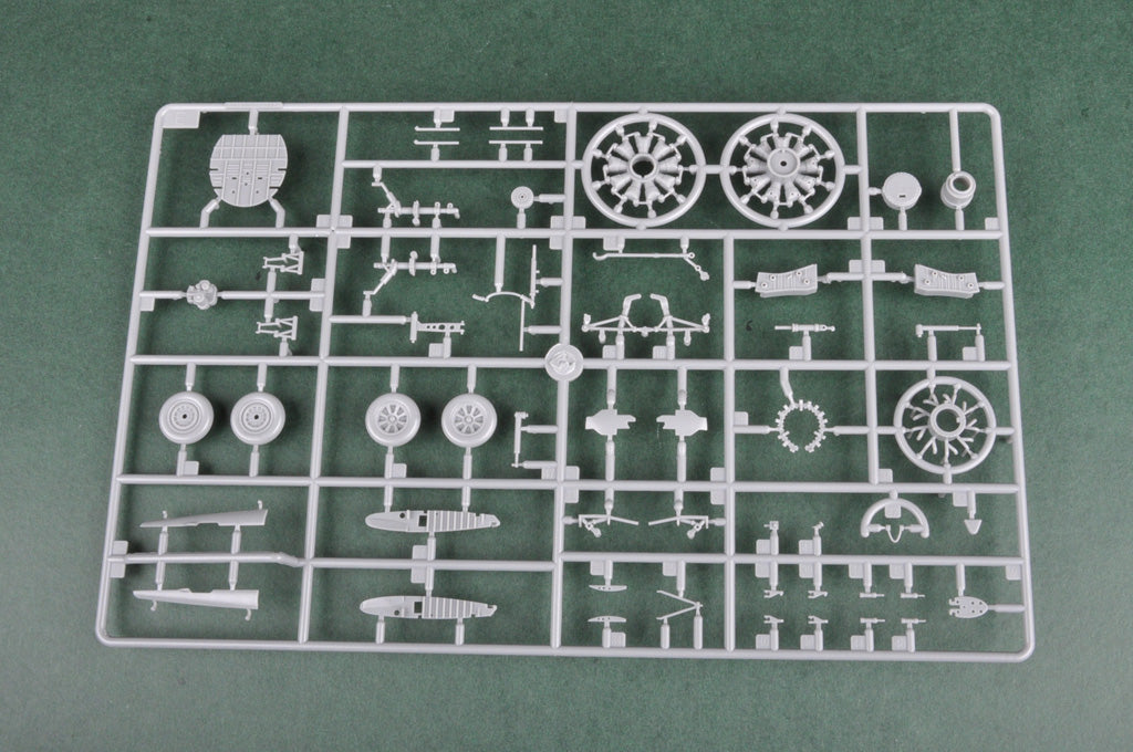 1/48 F4U4 Corsair Early Version - Hobby Sense