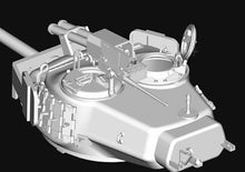 1/35 T26E4 Super Pershing Pilot #1 - Hobby Sense