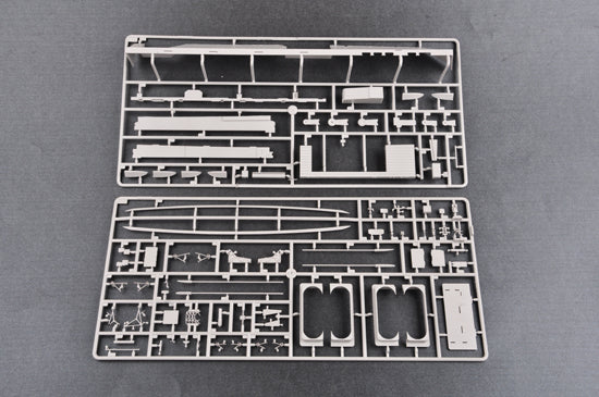 1/350 USS Kitty Hawk CV-63 - Hobby Sense